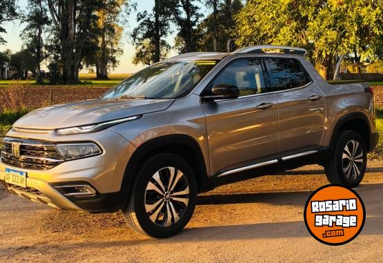Camionetas - Fiat Toro volcano 4x4 2022 Diesel 200000Km - En Venta