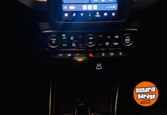 Camionetas - Fiat Toro volcano 4x4 2022 Diesel 200000Km - En Venta