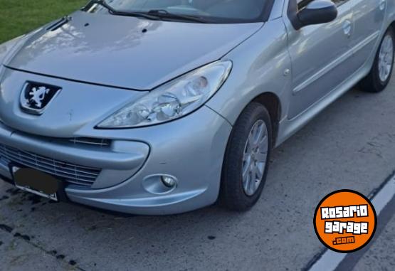 Autos - Peugeot 207 COMPACT 2013 GNC 140000Km - En Venta