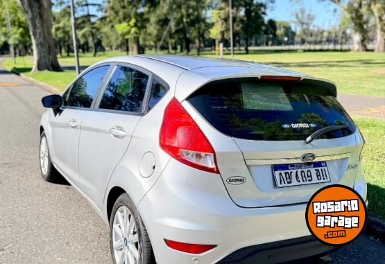Autos - Ford Fiesta SE PLUS 2019 Nafta 57000Km - En Venta