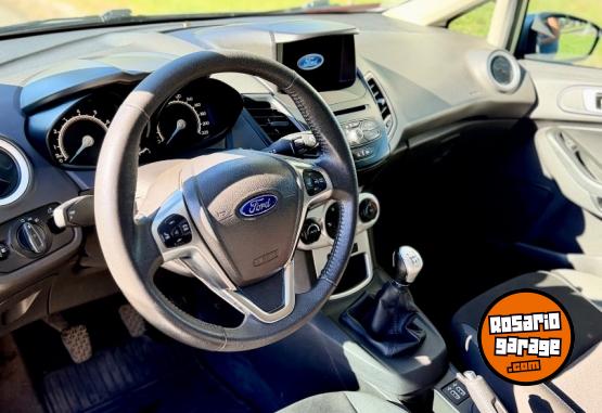 Autos - Ford Fiesta SE PLUS 2019 Nafta 57000Km - En Venta