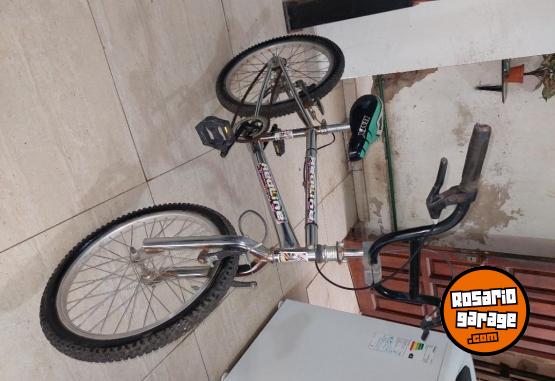 Deportes - Bicicleta de salto - En Venta
