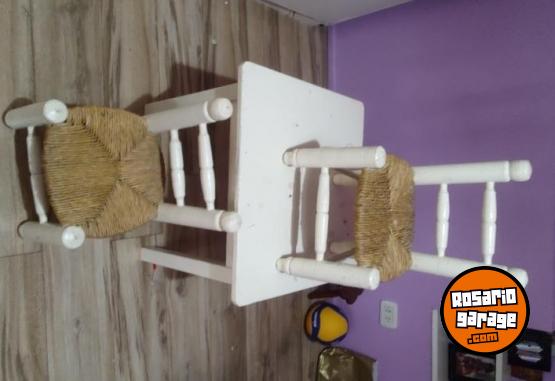 Hogar - ### Sillitas de mimbre con mesa para ni�os ### - En Venta