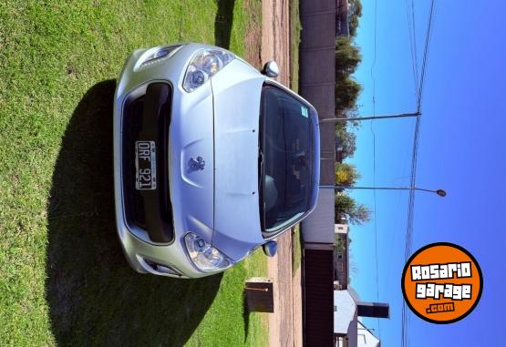 Autos - Peugeot 308 feline 2015 Diesel 166000Km - En Venta