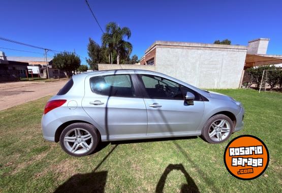 Autos - Peugeot 308 feline 2015 Diesel 166000Km - En Venta