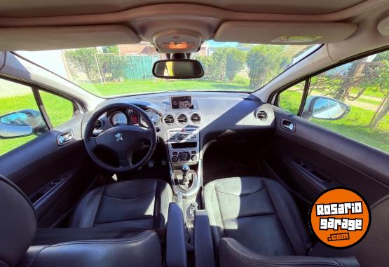 Autos - Peugeot 308 feline 2015 Diesel 166000Km - En Venta