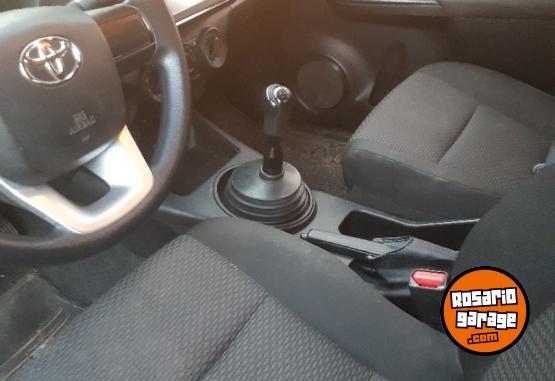 Camionetas - Toyota DX 4x2 2021 Diesel 170000Km - En Venta