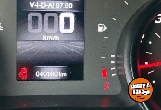 Autos - Fiat Cronos drive pack plus 2023 GNC 40000Km - En Venta