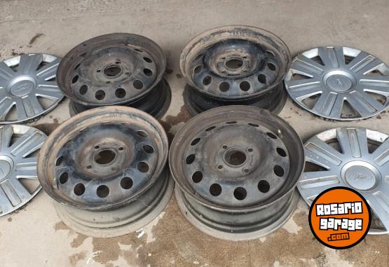 Otros - Llantas 14" + tasas Ford - En Venta