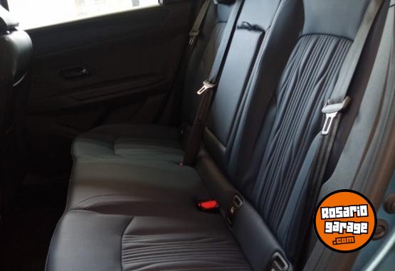 Autos - Renault BOREAL 2026 Nafta 0Km - En Venta