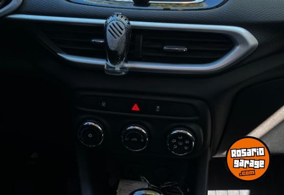 Camionetas - Chevrolet Tracker 2022 Nafta 67000Km - En Venta