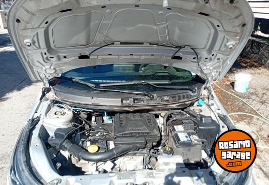 Autos - Fiat Cronos Drive 2023 Nafta 48000Km - En Venta