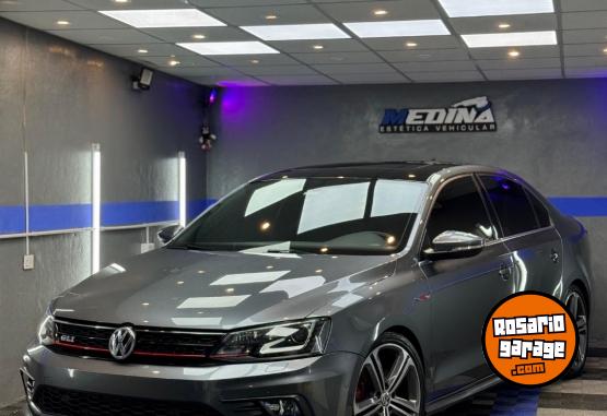 Autos - Volkswagen Vento gli dsg app Connect 2017 Nafta 76500Km - En Venta