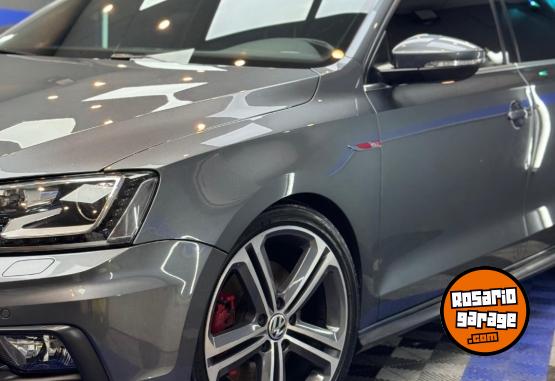 Autos - Volkswagen Vento gli dsg app Connect 2017 Nafta 76500Km - En Venta