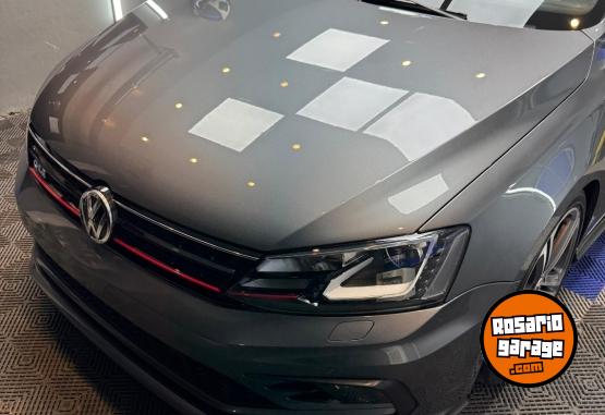 Autos - Volkswagen Vento gli dsg app Connect 2017 Nafta 76500Km - En Venta