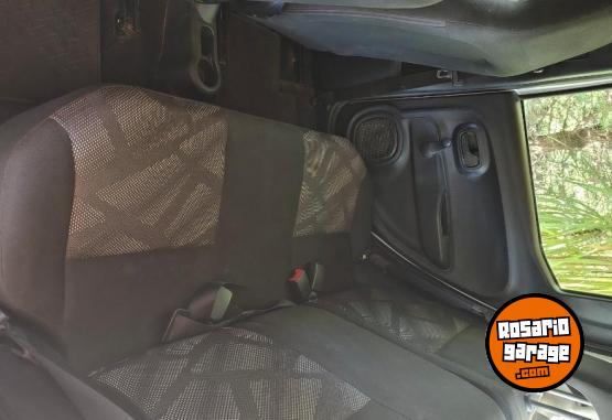 Autos - Fiat Mobi Easy (Pack Top) 2017 Nafta 83500Km - En Venta