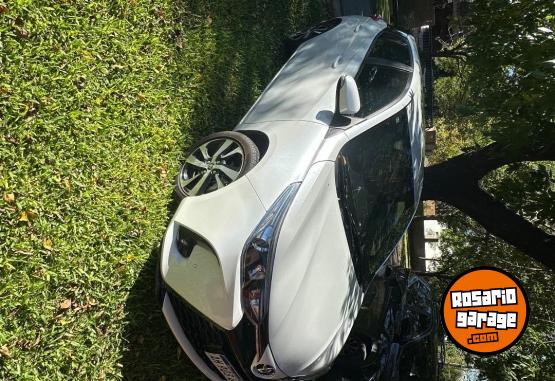 Autos - Toyota Yaris XLS 2025 Nafta 3700Km - En Venta