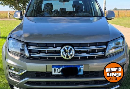 Camionetas - Volkswagen Amarok Highline 180 cv 2024 Diesel 33000Km - En Venta