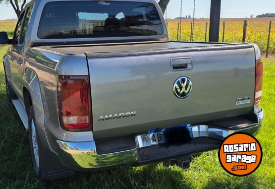 Camionetas - Volkswagen Amarok Highline 180 cv 2024 Diesel 33000Km - En Venta