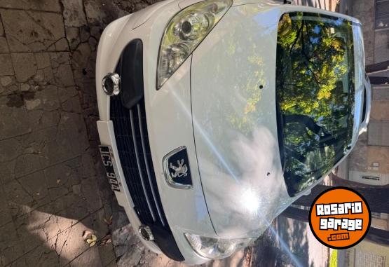 Autos - Peugeot 307 2010 Nafta 200000Km - En Venta