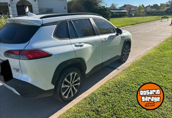 Autos - Toyota Corolla cross xei h�brido 2022 Electrico / Hibrido 67000Km - En Venta