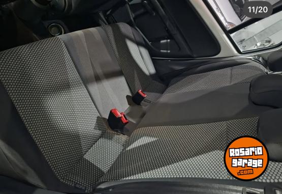 Autos - Volkswagen Up! 2016 Nafta 104000Km - En Venta