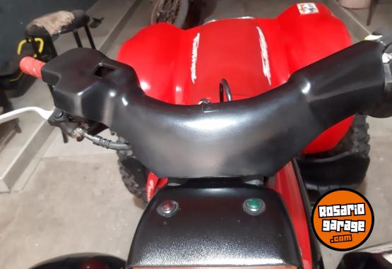 Cuatris y UTVs - Honda Trx300 1998  2100Km - En Venta
