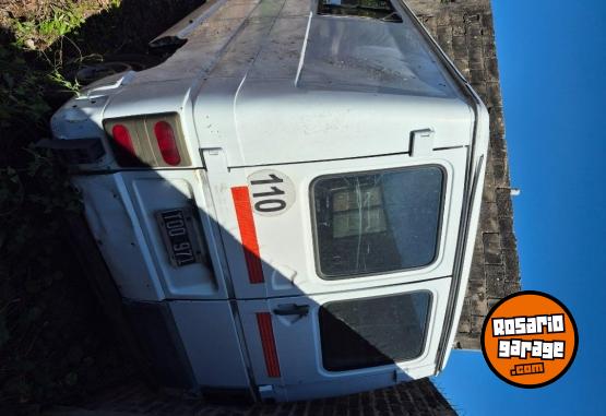 Utilitarios - Renault Trafic 1993 Diesel 111111Km - En Venta