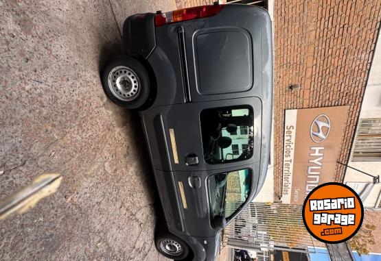 Utilitarios - Renault Kangoo 2014 Diesel 160000Km - En Venta