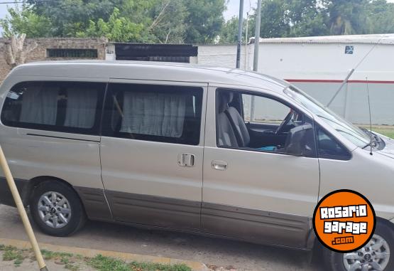 Utilitarios - Hyundai H1 2006 Diesel 380000Km - En Venta