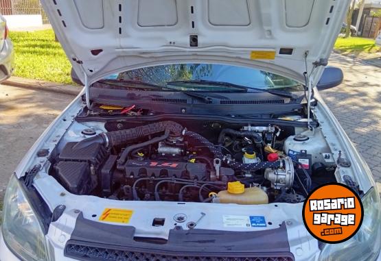 Autos - Chevrolet Corsa LT Spirit 2013 GNC 105000Km - En Venta