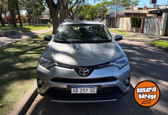 Camionetas - Toyota RAV 4 2.5 5 PTAS. 4X4 VX 2017 Nafta 52000Km - En Venta