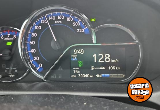 Autos - Toyota YARIS XLS CVT. AUTOMATICO 2021 Nafta 39000Km - En Venta