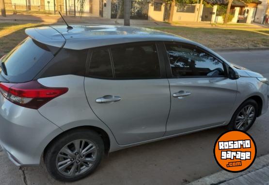 Autos - Toyota YARIS XLS CVT. AUTOMATICO 2021 Nafta 39000Km - En Venta