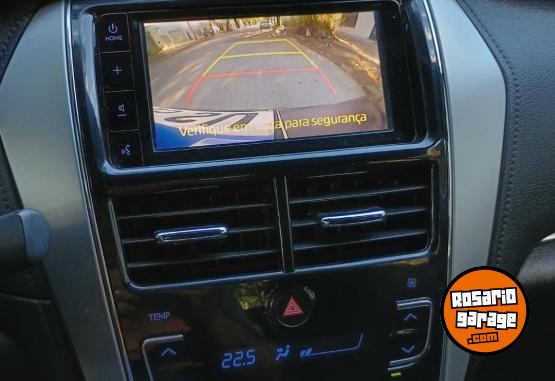 Autos - Toyota YARIS XLS CVT. AUTOMATICO 2021 Nafta 39000Km - En Venta