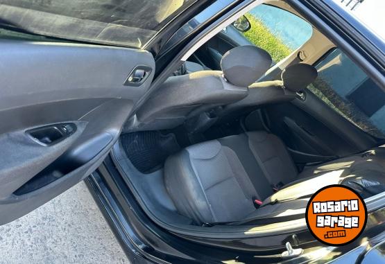 Autos - Peugeot 308 2015 Nafta 183000Km - En Venta