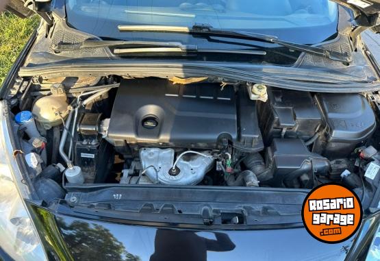 Autos - Peugeot 308 2015 Nafta 183000Km - En Venta