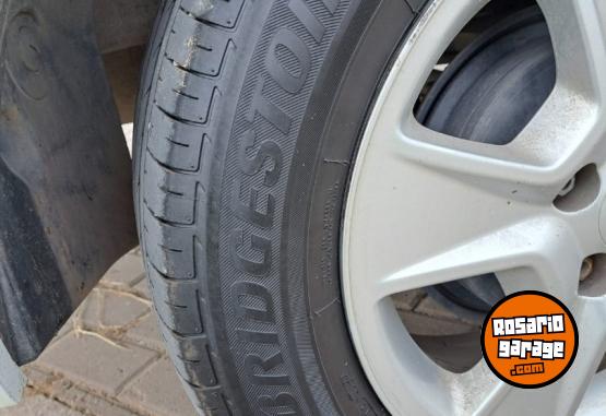 Autos - Renault Logan Privilege Plus 2018 GNC 108000Km - En Venta