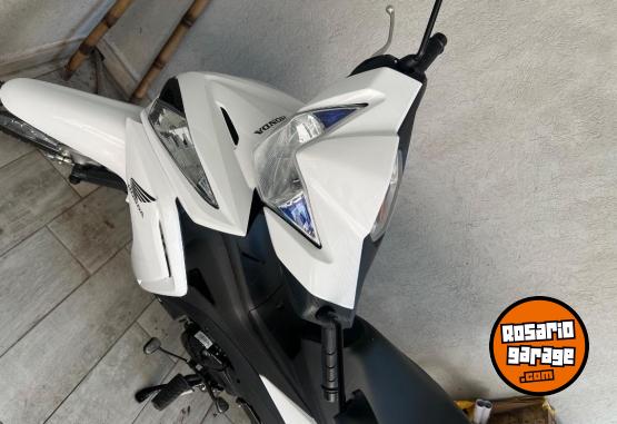 Motos - Honda Wave 2025 Nafta 3900Km - En Venta