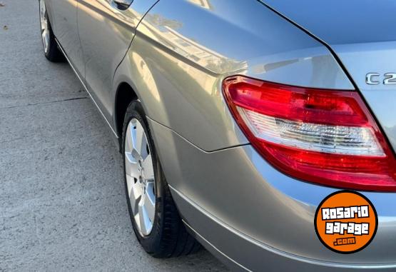 Autos - Mercedes Benz C200 2010 Nafta 206000Km - En Venta