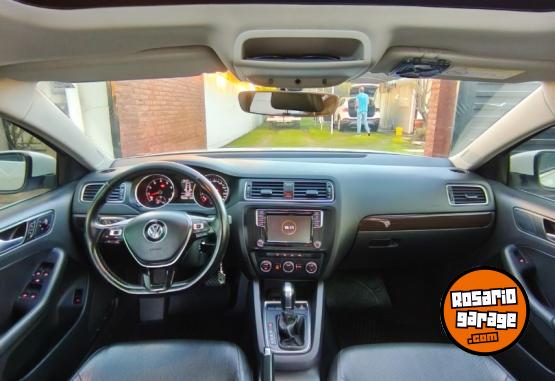 Autos - Volkswagen Vento Highline 2018 Nafta 106000Km - En Venta