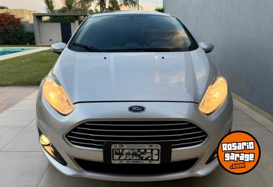 Autos - Ford Fiesta Kinetic 1.6 2014 Nafta 50000Km - En Venta