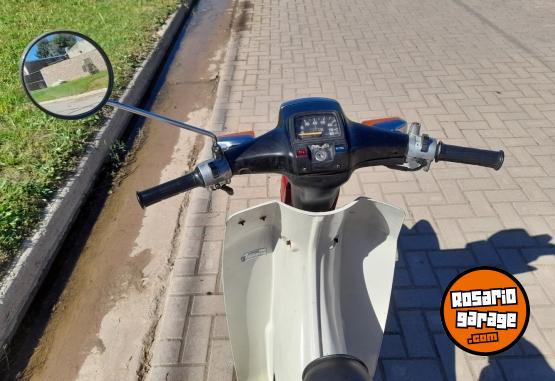 Motos - Yamaha V80 1998 Nafta 1111Km - En Venta