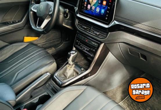 Autos - Volkswagen T cross Highline bitono 2025 Nafta 24000Km - En Venta