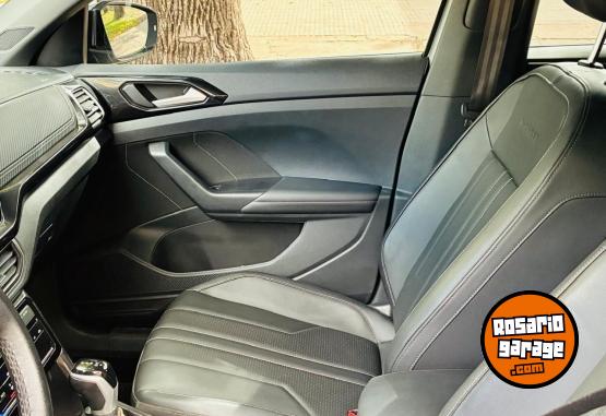 Autos - Volkswagen T cross Highline bitono 2025 Nafta 24000Km - En Venta