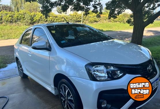 Autos - Toyota Ethios 2023 Nafta 94000Km - En Venta