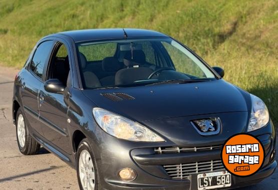 Autos - Peugeot 207 2012 Diesel 170000Km - En Venta