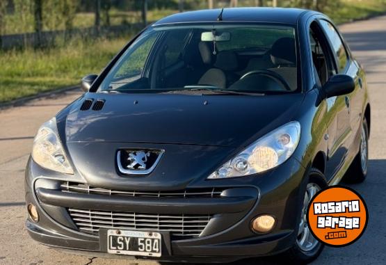 Autos - Peugeot 207 2012 Diesel 170000Km - En Venta