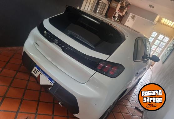 Autos - Peugeot 208 Feline 2023 Nafta 38000Km - En Venta