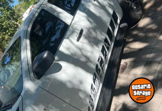 Camionetas - Nissan Frontier CD 2.3 D 4X2 MT 2021 Nafta 80000Km - En Venta